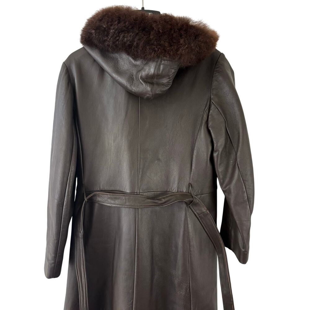 Vintage Brown Leather Hooded Fur Trim Coat Belted Size 16 Wooden Buttons - Picture 8 of 10